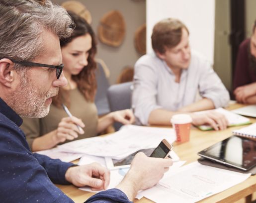 4 hot tips to recharge your social media strategy thumb
